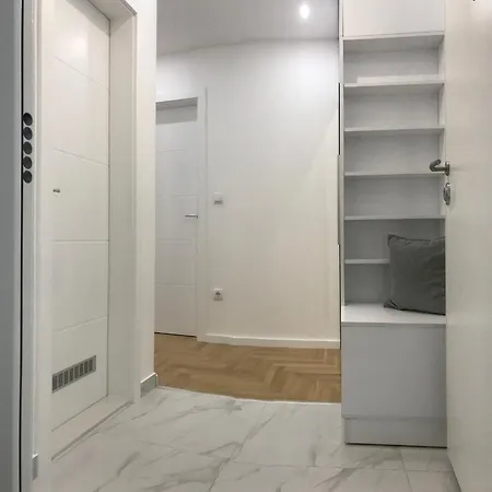 Lakeview Apartment, East Sarajevo *