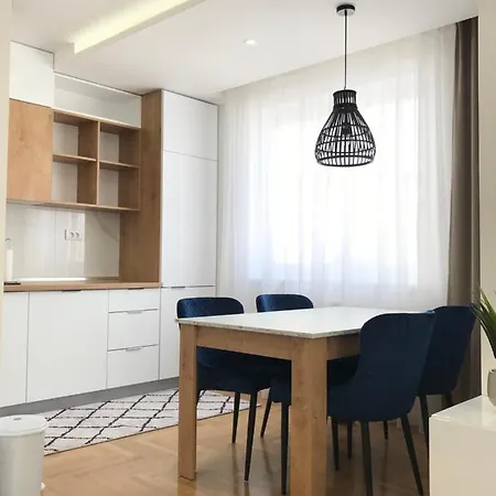 Lakeview Apartment, East Sarajevo *